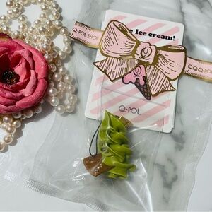 Rare Q-pot. Japan Matcha WHIPPED CREAM Swarovski Crystal Bag / Phonee Charm